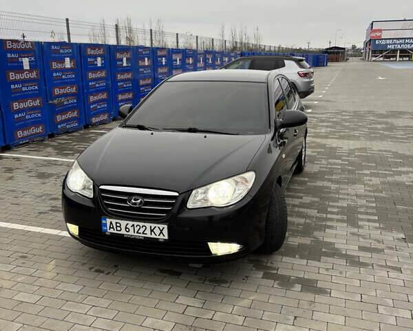 Чорний Хендай Елантра, об'ємом двигуна 1.59 л та пробігом 193 тис. км за 4900 $, фото 2 на Automoto.ua