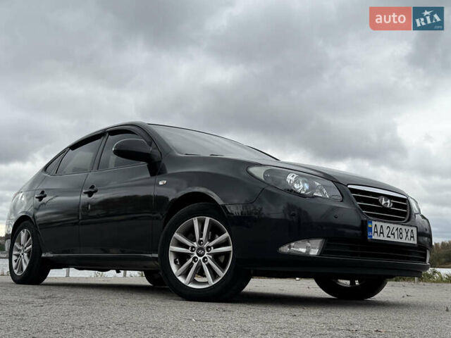 Хендай Элантра 2008 в Киеве на Automoto.ua Черный Хендай Элантра, объемом двигателя 2 л и пробегом 239 тыс. км за 8800 $, фото 2 на Automoto.ua
