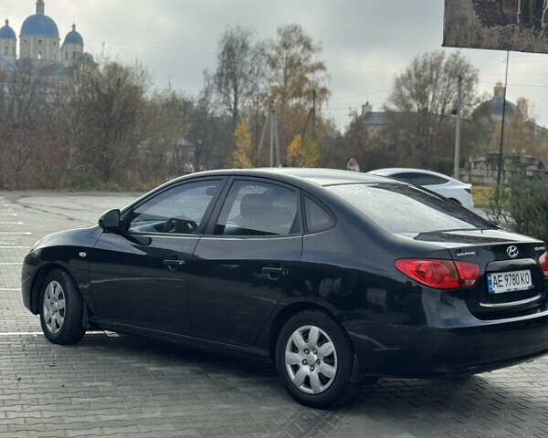 Чорний Хендай Елантра, об'ємом двигуна 1.59 л та пробігом 188 тис. км за 4199 $, фото 6 на Automoto.ua