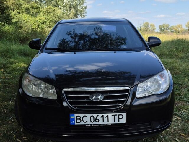 Чорний Хендай Елантра, об'ємом двигуна 1.6 л та пробігом 142 тис. км за 5000 $, фото 1 на Automoto.ua