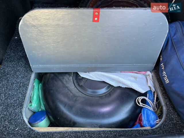 Черный Хендай Элантра, объемом двигателя 1.59 л и пробегом 240 тыс. км за 6257 $, фото 11 на Automoto.ua