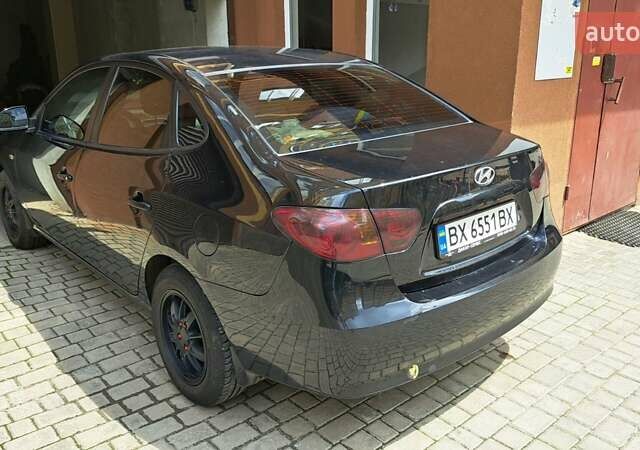 Чорний Хендай Елантра, об'ємом двигуна 1.59 л та пробігом 148 тис. км за 6000 $, фото 3 на Automoto.ua