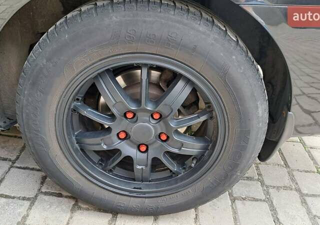 Чорний Хендай Елантра, об'ємом двигуна 1.59 л та пробігом 148 тис. км за 6000 $, фото 10 на Automoto.ua