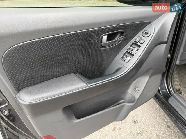 Хендай Элантра 2008 в Киеве на Automoto.ua Черный Хендай Элантра, объемом двигателя 2 л и пробегом 239 тыс. км за 8800 $, фото 14 на Automoto.ua