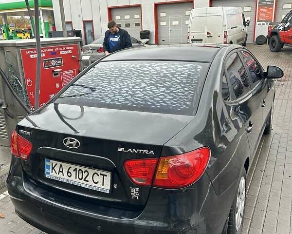Хендай Элантра 2008 в Киеве на Automoto.ua Черный Хендай Элантра, объемом двигателя 1.59 л и пробегом 148 тыс. км за 7500 $, фото 4 на Automoto.ua