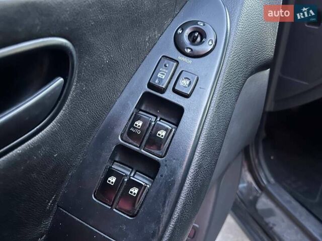 Чорний Хендай Елантра, об'ємом двигуна 1.59 л та пробігом 310 тис. км за 5290 $, фото 15 на Automoto.ua