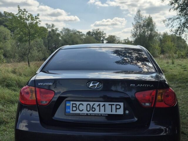 Чорний Хендай Елантра, об'ємом двигуна 1.6 л та пробігом 142 тис. км за 5000 $, фото 2 на Automoto.ua