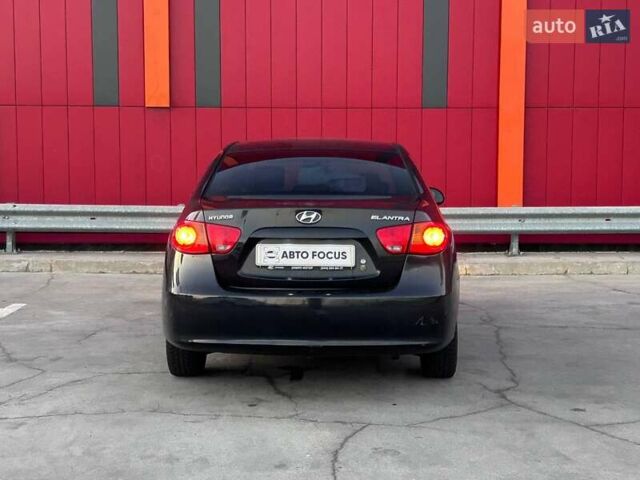 Чорний Хендай Елантра, об'ємом двигуна 1.59 л та пробігом 310 тис. км за 5290 $, фото 6 на Automoto.ua