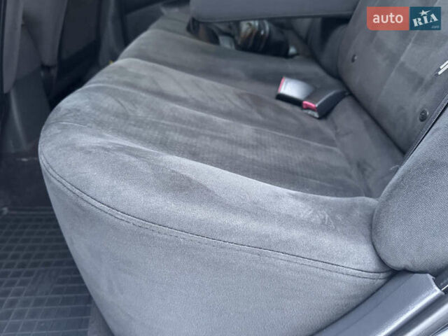 Чорний Хендай Елантра, об'ємом двигуна 1.59 л та пробігом 95 тис. км за 7850 $, фото 75 на Automoto.ua