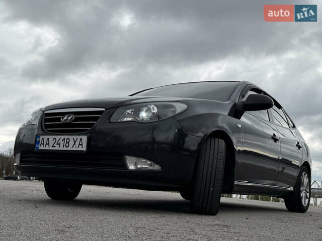 Хендай Элантра 2008 в Киеве на Automoto.ua Черный Хендай Элантра, объемом двигателя 2 л и пробегом 239 тыс. км за 8800 $, фото 1 на Automoto.ua