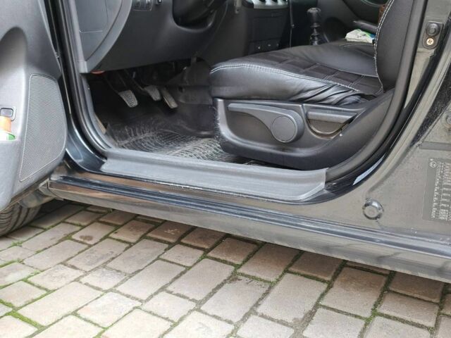 Хендай Элантра 2008 в Хмельницком на Automoto.ua Черный Хендай Элантра, объемом двигателя 1.6 л и пробегом 150 тыс. км за 5700 $, фото 7 на Automoto.ua