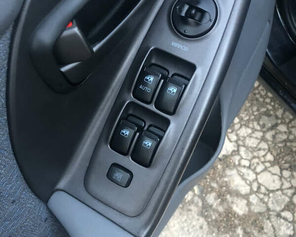 Чорний Хендай Елантра, об'ємом двигуна 1.6 л та пробігом 66 тис. км за 6000 $, фото 7 на Automoto.ua