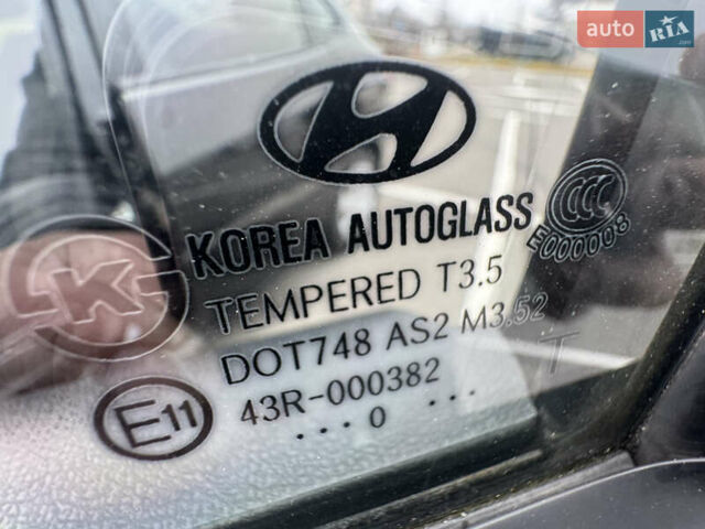 Черный Хендай Элантра, объемом двигателя 1.59 л и пробегом 116 тыс. км за 6700 $, фото 13 на Automoto.ua