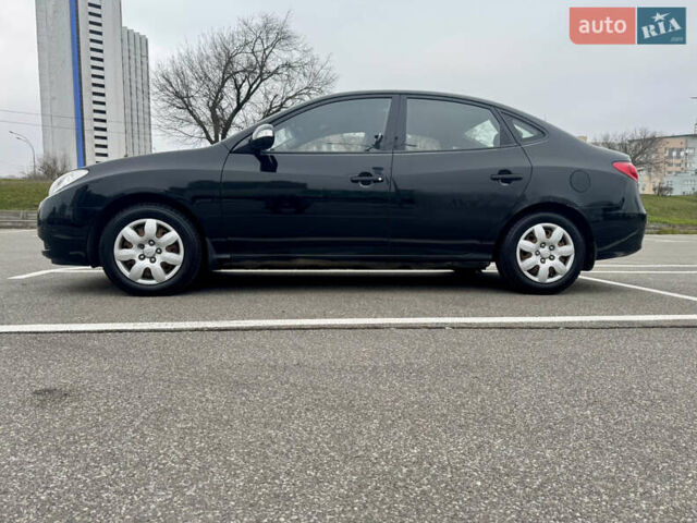 Черный Хендай Элантра, объемом двигателя 1.59 л и пробегом 116 тыс. км за 6700 $, фото 7 на Automoto.ua