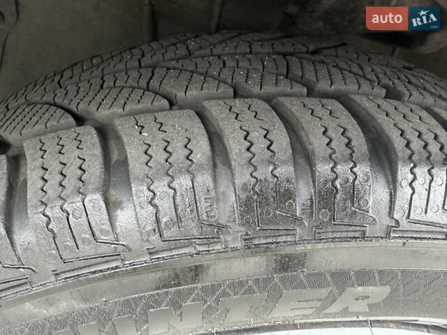 Черный Хендай Элантра, объемом двигателя 1.59 л и пробегом 116 тыс. км за 6700 $, фото 8 на Automoto.ua