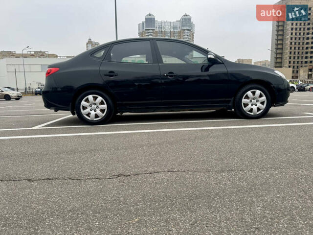 Черный Хендай Элантра, объемом двигателя 1.59 л и пробегом 116 тыс. км за 6700 $, фото 6 на Automoto.ua