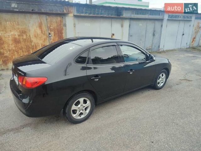 Хендай Элантра 2010 в Киеве на Automoto.ua Черный Хендай Элантра, объемом двигателя 2 л и пробегом 184 тыс. км за 10300 $, фото 8 на Automoto.ua
