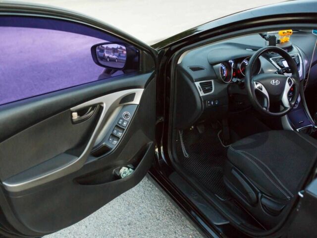Черный Хендай Элантра, объемом двигателя 1.6 л и пробегом 149 тыс. км за 8350 $, фото 9 на Automoto.ua