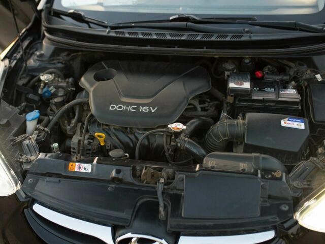 Черный Хендай Элантра, объемом двигателя 1.6 л и пробегом 149 тыс. км за 8350 $, фото 13 на Automoto.ua