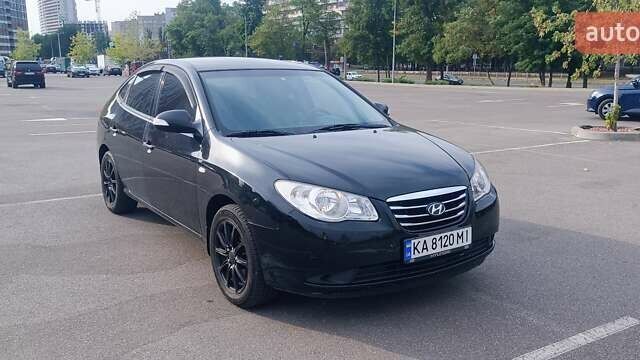 Черный Хендай Элантра, объемом двигателя 1.59 л и пробегом 213 тыс. км за 5500 $, фото 3 на Automoto.ua