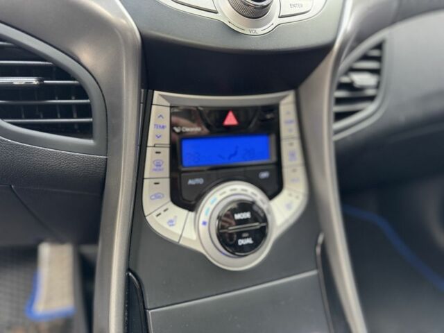 Черный Хендай Элантра, объемом двигателя 1.8 л и пробегом 203 тыс. км за 8850 $, фото 15 на Automoto.ua