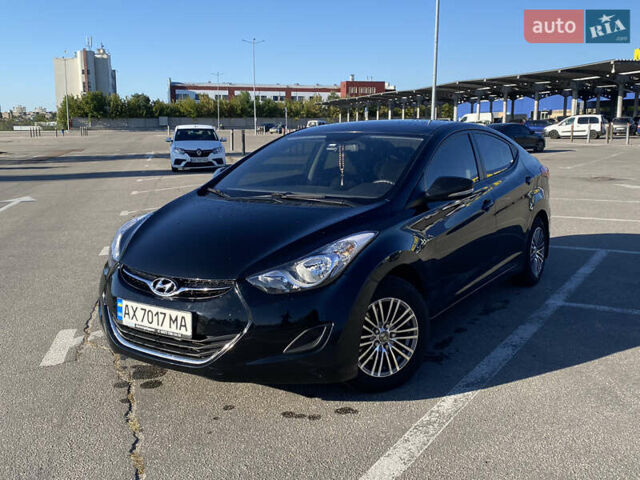 Чорний Хендай Елантра, об'ємом двигуна 1.59 л та пробігом 87 тис. км за 10600 $, фото 2 на Automoto.ua