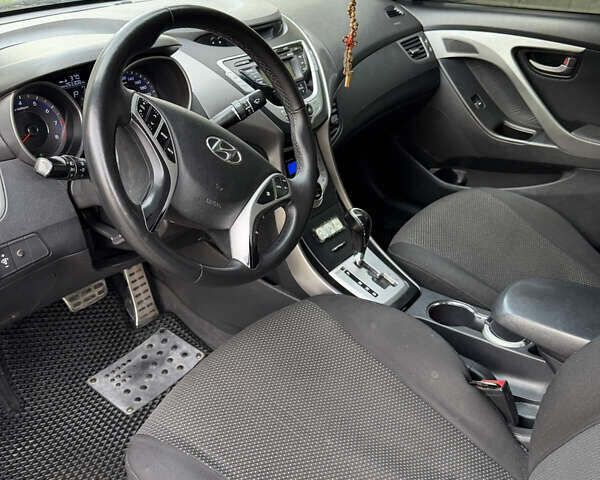 Черный Хендай Элантра, объемом двигателя 1.8 л и пробегом 150 тыс. км за 9100 $, фото 9 на Automoto.ua