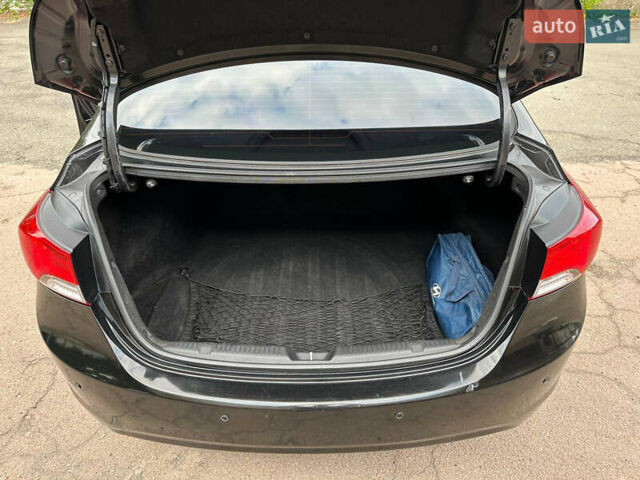 Чорний Хендай Елантра, об'ємом двигуна 1.8 л та пробігом 221 тис. км за 9000 $, фото 13 на Automoto.ua