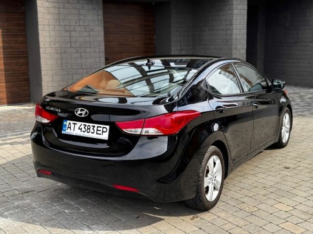 Черный Хендай Элантра, объемом двигателя 1.8 л и пробегом 63 тыс. км за 11000 $, фото 6 на Automoto.ua