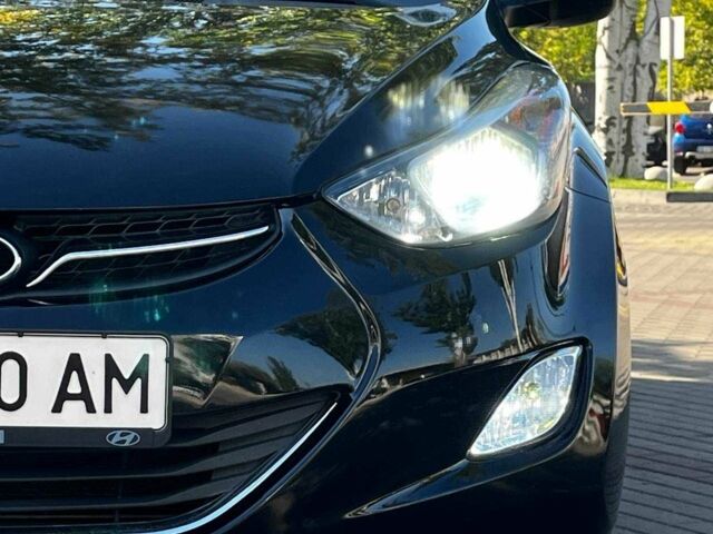 Чорний Хендай Елантра, об'ємом двигуна 1.8 л та пробігом 173 тис. км за 9500 $, фото 5 на Automoto.ua