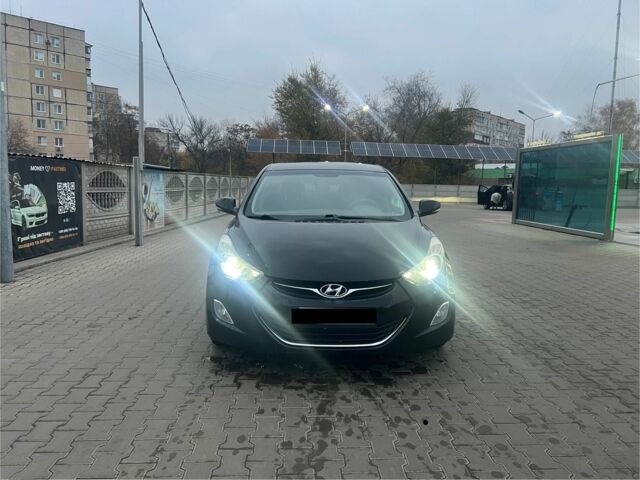 Черный Хендай Элантра, объемом двигателя 1.6 л и пробегом 181 тыс. км за 8800 $, фото 7 на Automoto.ua