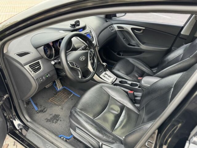 Черный Хендай Элантра, объемом двигателя 1.8 л и пробегом 203 тыс. км за 8850 $, фото 12 на Automoto.ua