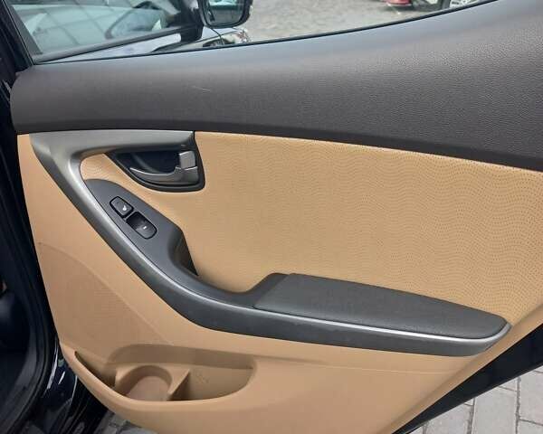 Хендай Элантра 2012 в Полтаве на Automoto.ua Черный Хендай Элантра, объемом двигателя 1.8 л и пробегом 242 тыс. км за 8900 $, фото 13 на Automoto.ua