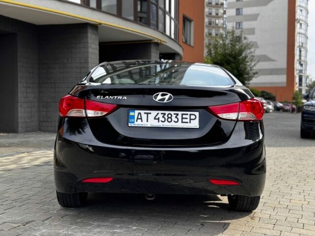 Черный Хендай Элантра, объемом двигателя 1.8 л и пробегом 63 тыс. км за 11000 $, фото 7 на Automoto.ua