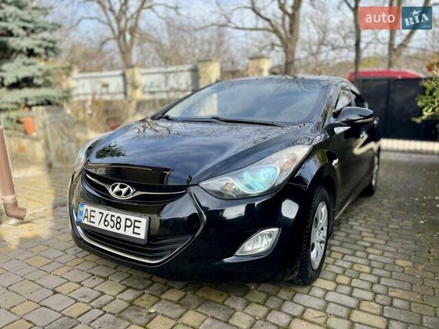 Черный Хендай Элантра, объемом двигателя 1.59 л и пробегом 203 тыс. км за 7300 $, фото 12 на Automoto.ua