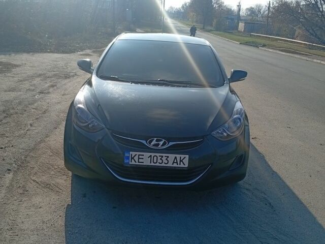 Черный Хендай Элантра, объемом двигателя 1.6 л и пробегом 332 тыс. км за 9000 $, фото 3 на Automoto.ua