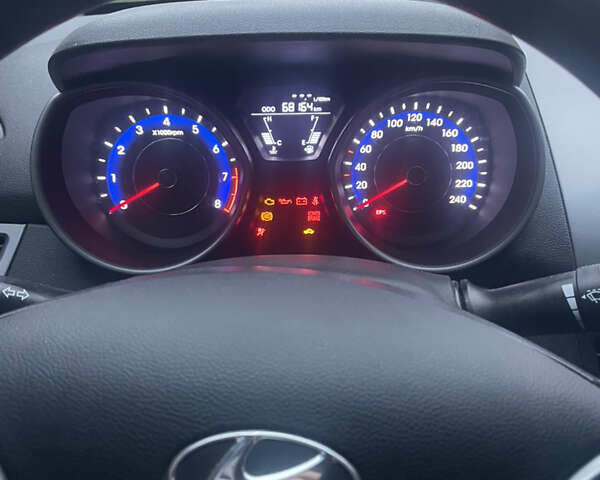 Чорний Хендай Елантра, об'ємом двигуна 1.59 л та пробігом 68 тис. км за 9500 $, фото 3 на Automoto.ua