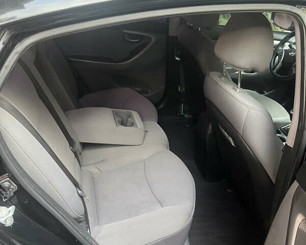 Чорний Хендай Елантра, об'ємом двигуна 1.8 л та пробігом 358 тис. км за 6500 $, фото 6 на Automoto.ua