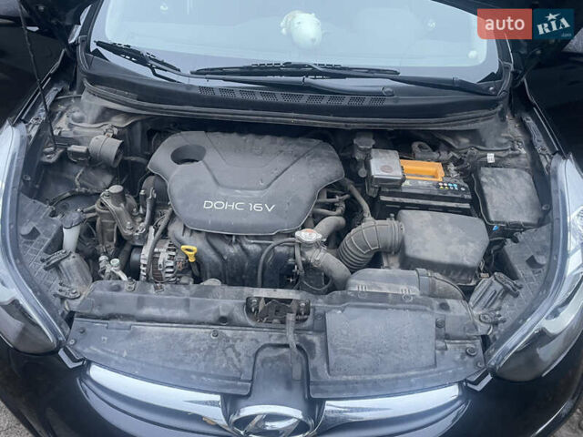 Чорний Хендай Елантра, об'ємом двигуна 1.59 л та пробігом 68 тис. км за 9500 $, фото 7 на Automoto.ua