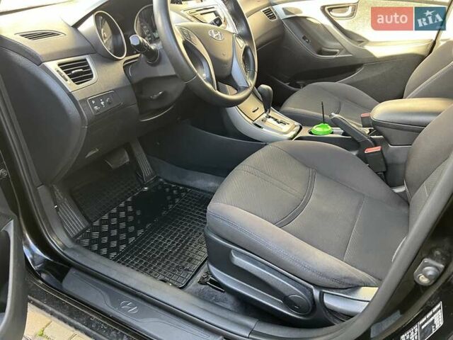 Черный Хендай Элантра, объемом двигателя 1.59 л и пробегом 203 тыс. км за 7300 $, фото 23 на Automoto.ua