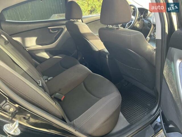 Черный Хендай Элантра, объемом двигателя 1.59 л и пробегом 203 тыс. км за 7300 $, фото 29 на Automoto.ua