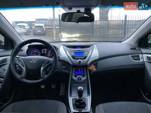 Черный Хендай Элантра, объемом двигателя 1.8 л и пробегом 221 тыс. км за 8990 $, фото 12 на Automoto.ua