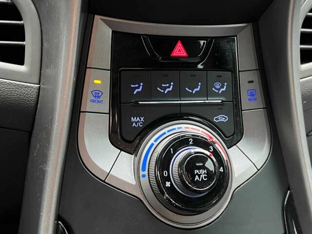 Черный Хендай Элантра, объемом двигателя 1.8 л и пробегом 135 тыс. км за 8750 $, фото 14 на Automoto.ua