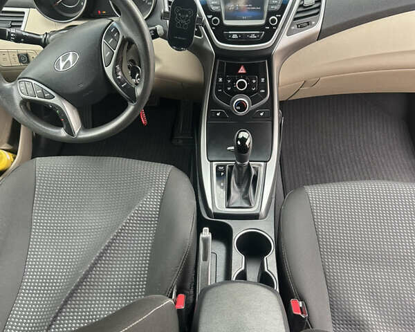 Чорний Хендай Елантра, об'ємом двигуна 1.8 л та пробігом 165 тис. км за 10000 $, фото 17 на Automoto.ua