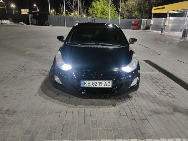 Чорний Хендай Елантра, об'ємом двигуна 1.6 л та пробігом 250 тис. км за 8500 $, фото 12 на Automoto.ua