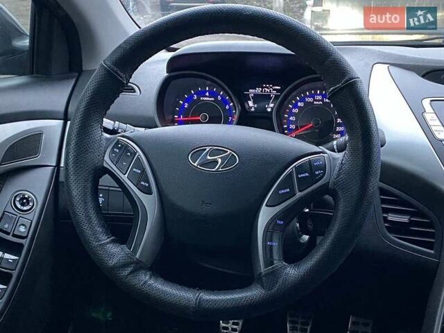 Черный Хендай Элантра, объемом двигателя 1.8 л и пробегом 221 тыс. км за 8990 $, фото 13 на Automoto.ua