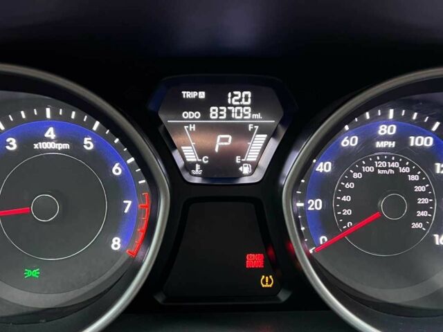 Черный Хендай Элантра, объемом двигателя 1.8 л и пробегом 135 тыс. км за 8750 $, фото 12 на Automoto.ua