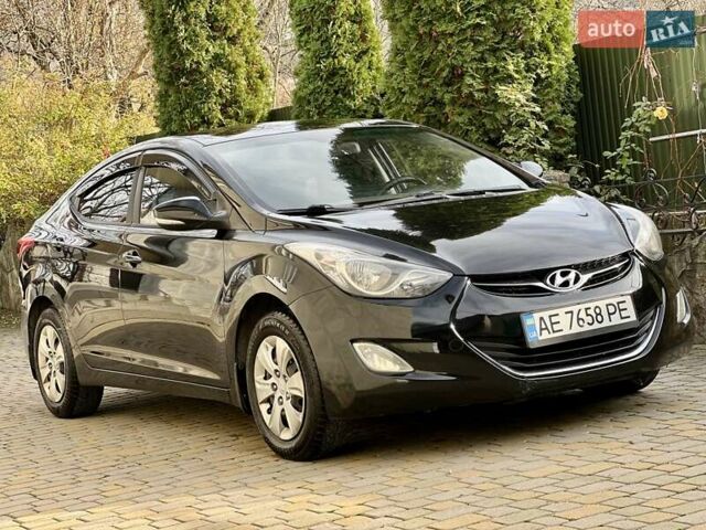 Черный Хендай Элантра, объемом двигателя 1.59 л и пробегом 203 тыс. км за 7300 $, фото 2 на Automoto.ua