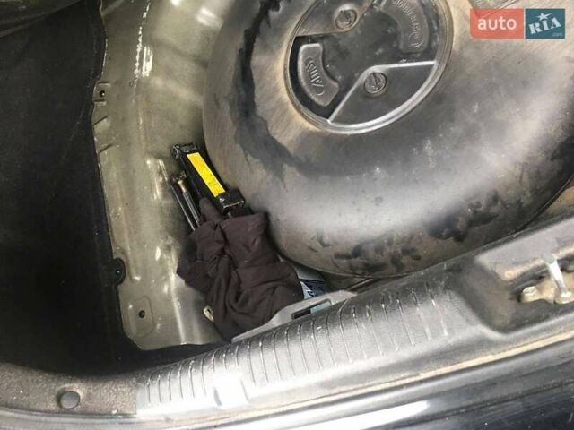 Черный Хендай Элантра, объемом двигателя 1.59 л и пробегом 399 тыс. км за 6850 $, фото 9 на Automoto.ua