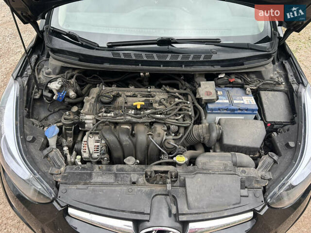 Чорний Хендай Елантра, об'ємом двигуна 1.8 л та пробігом 165 тис. км за 10000 $, фото 36 на Automoto.ua